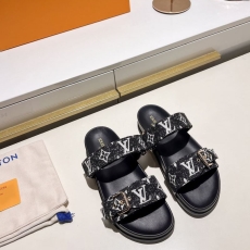 Louis Vuitton Slippers